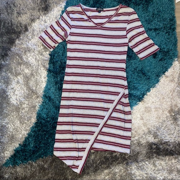 feathers Dresses & Skirts - Feathers | Red, white & gray striped short sleeve asymmetrical dress | large